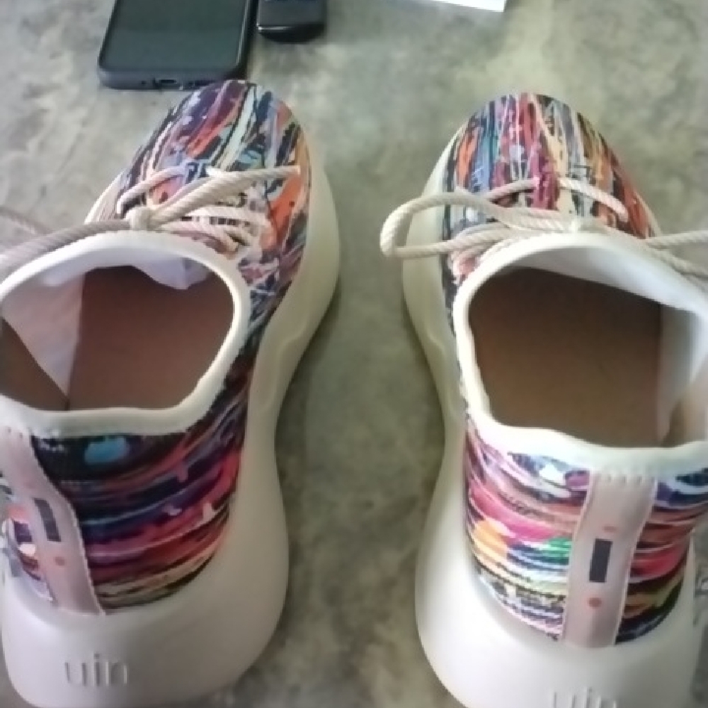 UIN Pink and Blue Artistic Sneakers